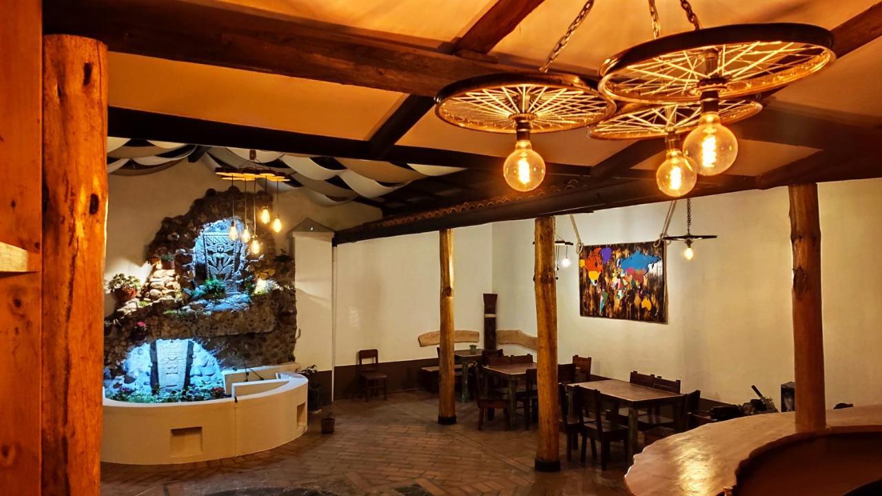 Hostal Yakumama Cuenca Exteriör bild