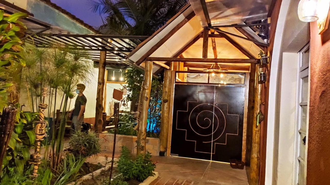 Hostal Yakumama Cuenca Exteriör bild