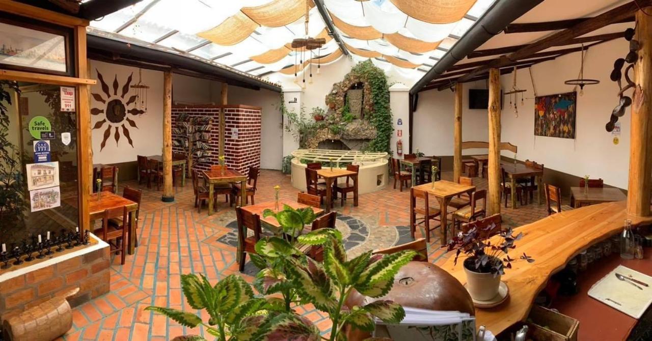 Hostal Yakumama Cuenca Exteriör bild