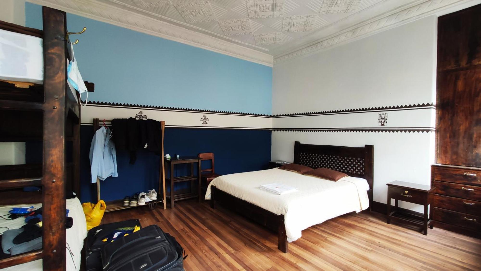Hostal Yakumama Cuenca Rum bild