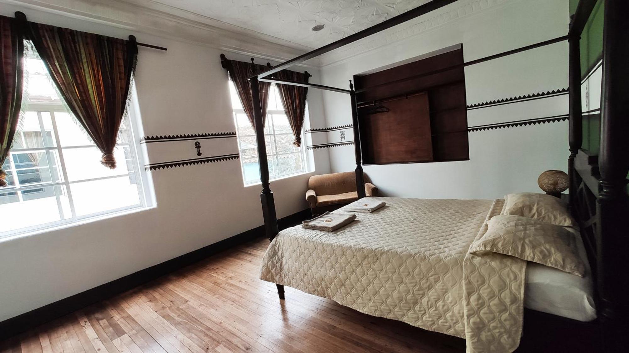 Hostal Yakumama Cuenca Rum bild